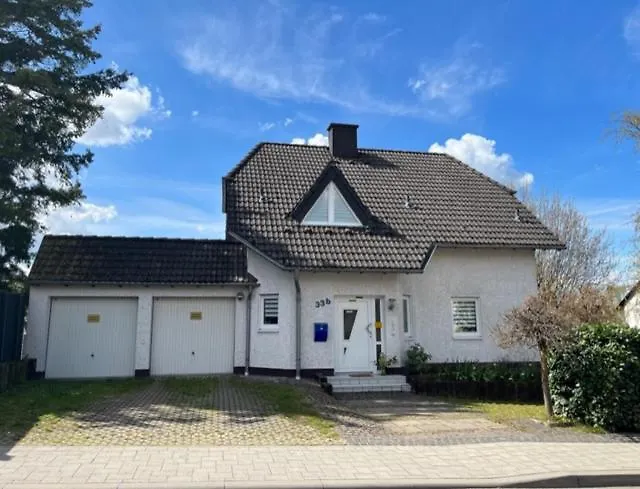Gartenparadies Mit Rheinblick In Urbar